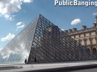 Louvre museum publike grup x nominal film treshe